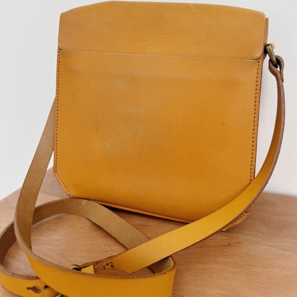 Madewell Brisbane Crossbody Bag - Picture 8 of 14